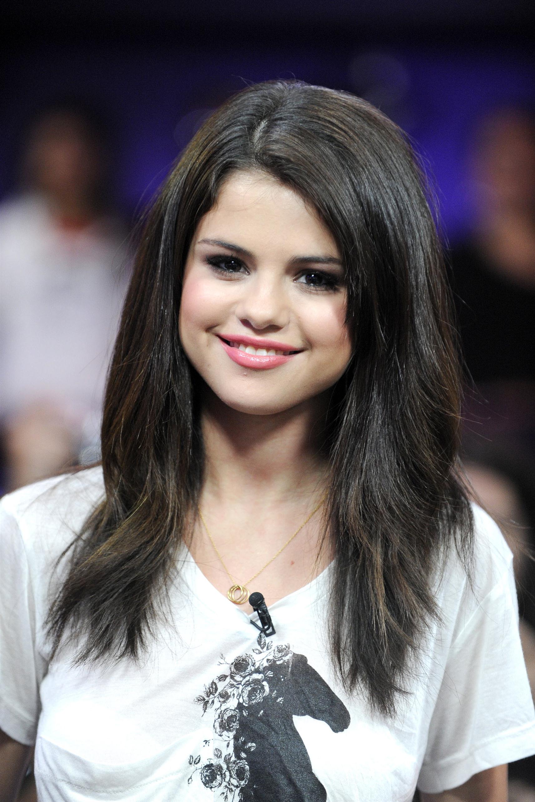 Selena Gomez appears on 'Much Music' | Picture 64494